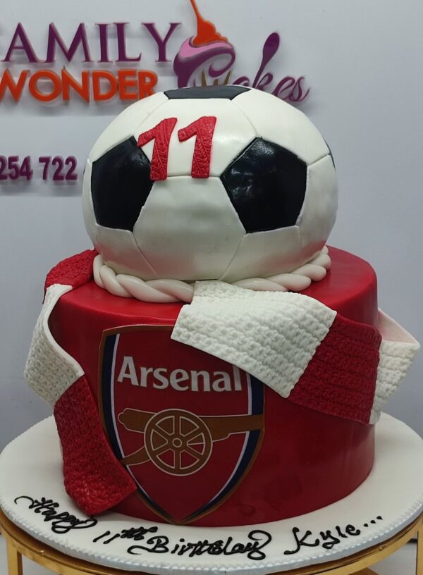 Arsenal FC Cake